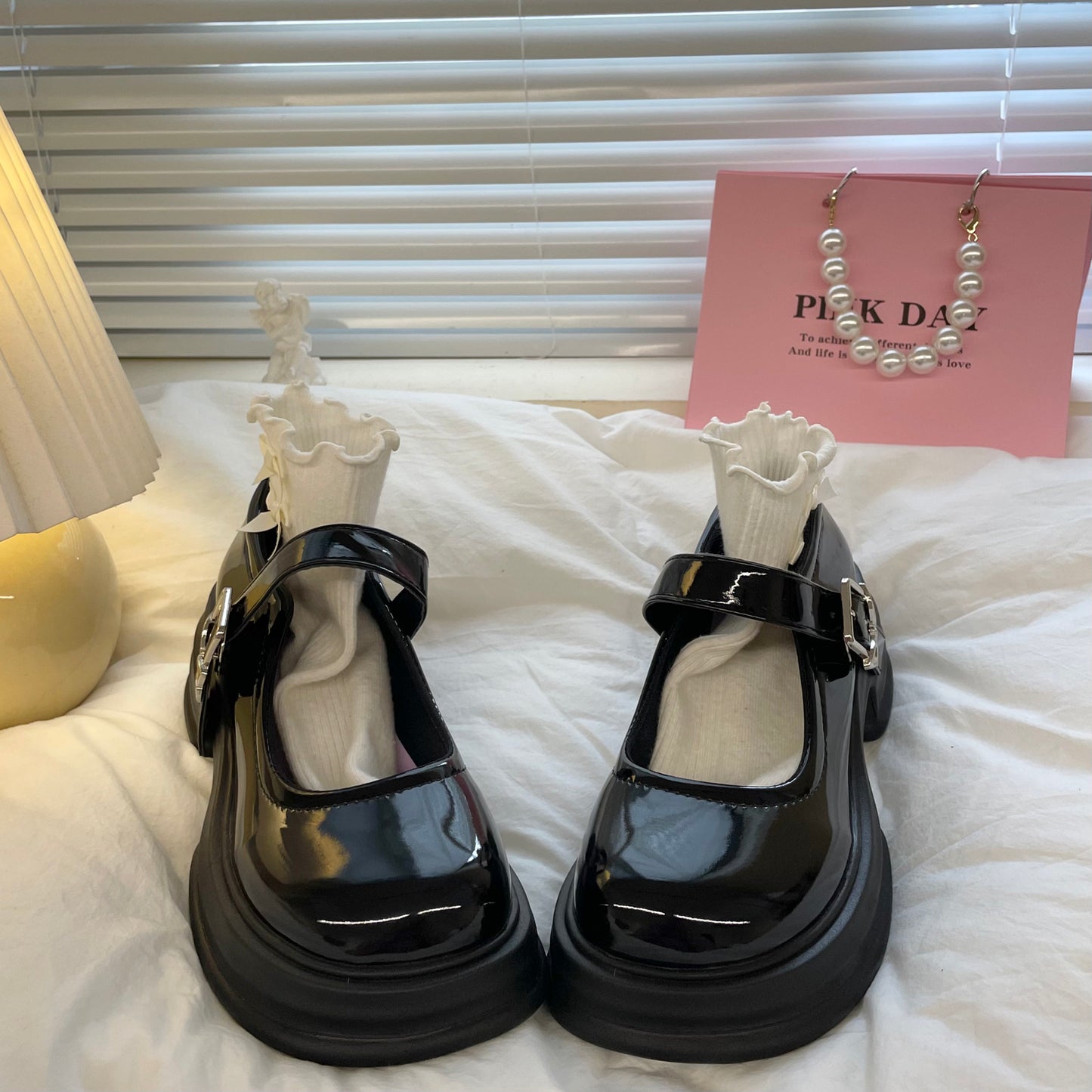 Round Toe Black Versatile Leather Shoes