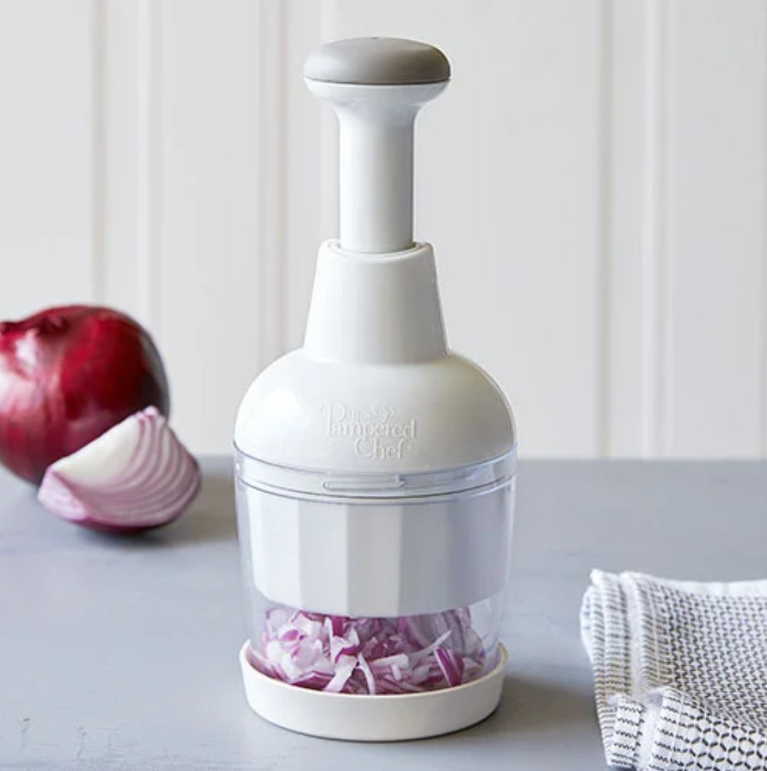 The Pampered Chef Food Chopper #2585
